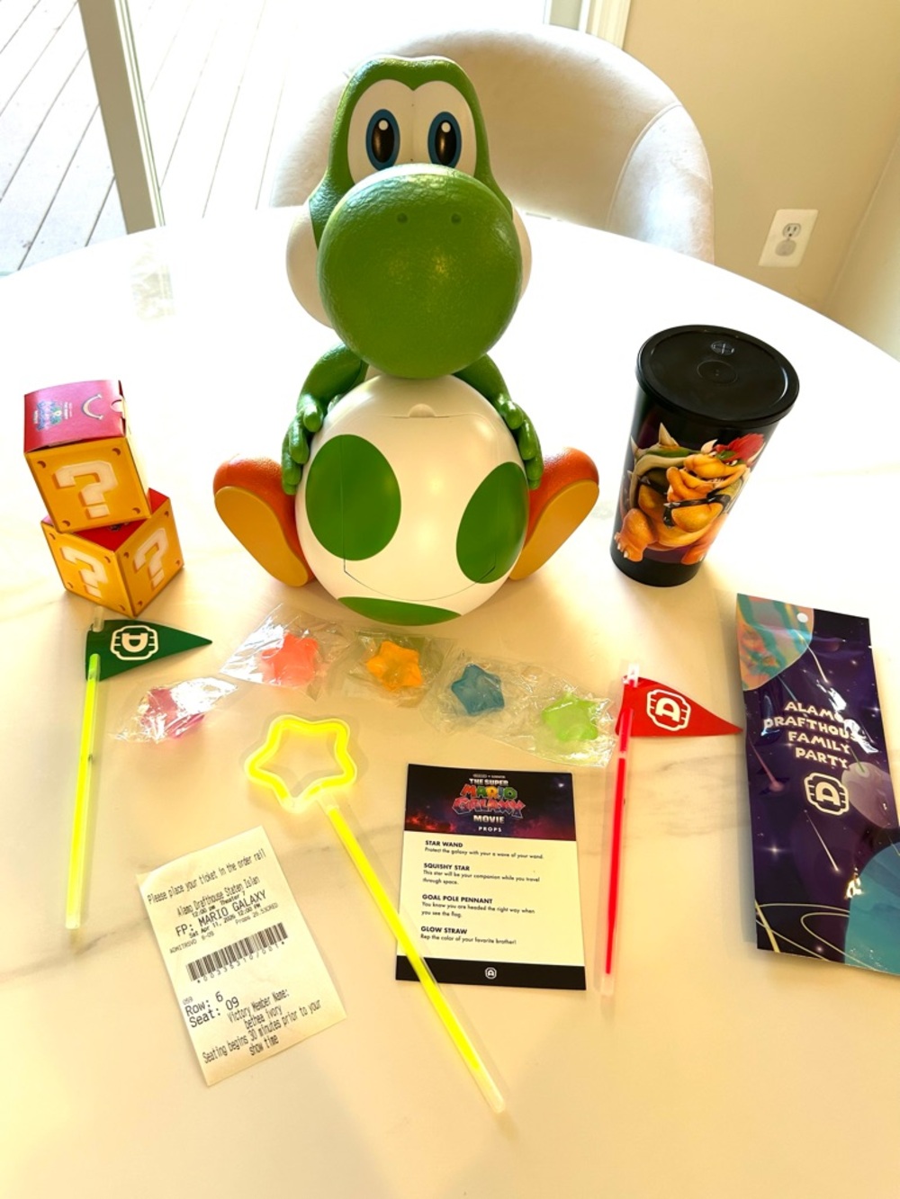 RARE Yoshi Popcorn Bucket + Theater Exclusives Super Mario Galaxy LOT